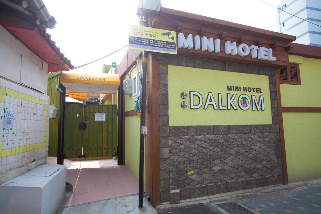 Mini Hotel Dalkom In Dongdaemun Seúl Exterior foto