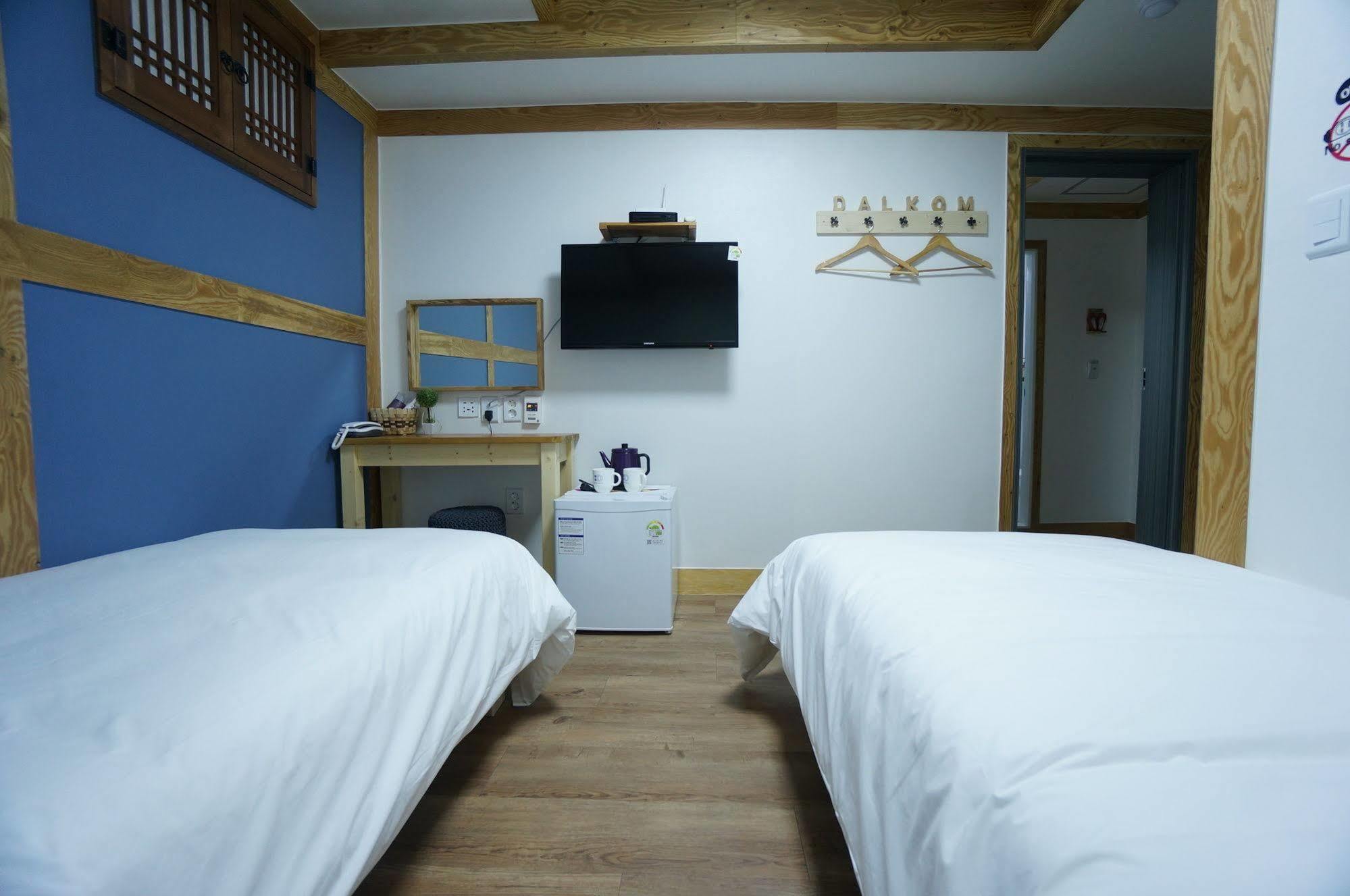 Mini Hotel Dalkom In Dongdaemun Seúl Exterior foto