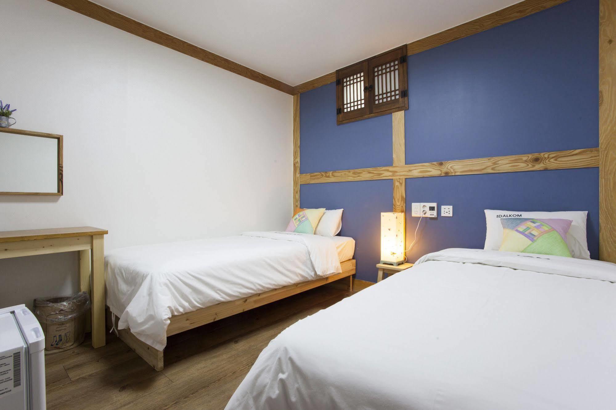 Mini Hotel Dalkom In Dongdaemun Seúl Exterior foto